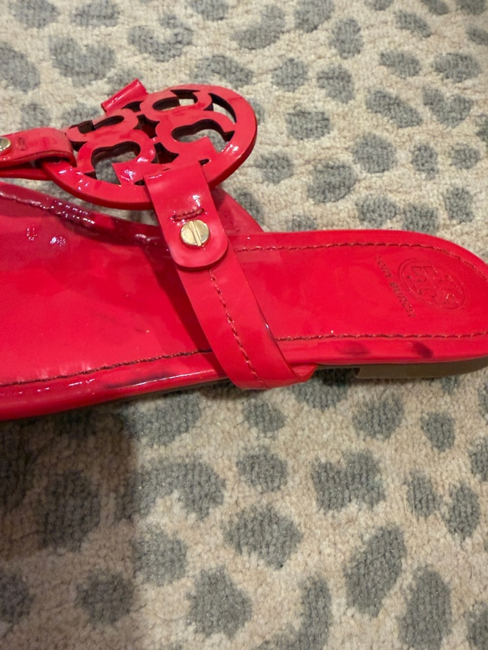Tory Burch Red Patent Miller Thong Sandals - Picture 5 of 5